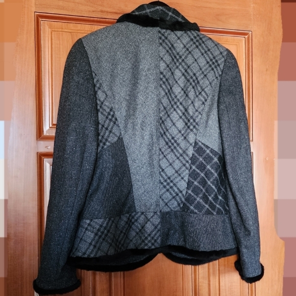 NWT Rena Lange Wool and Fur Trim Jacket - Picture 2 of 6